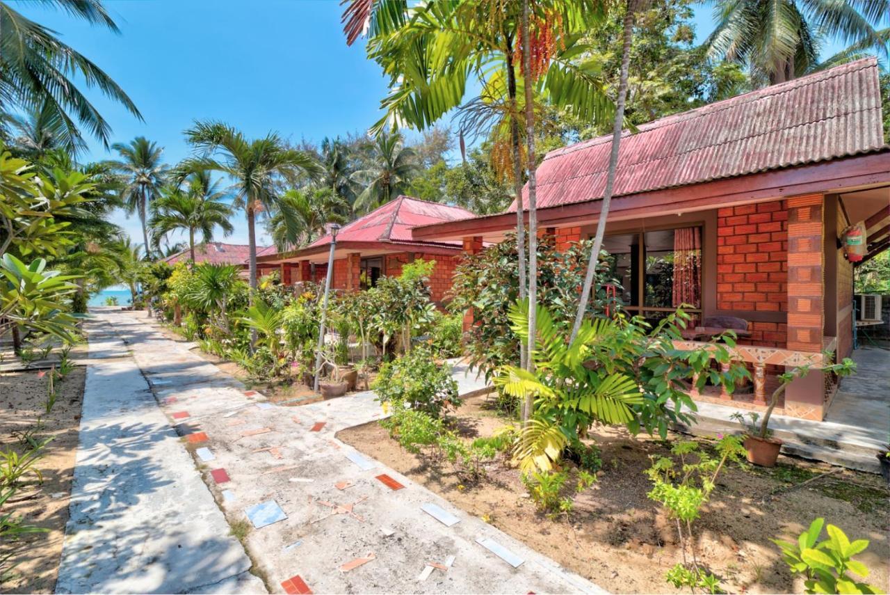 Sawai Home Resort Натон Экстерьер фото